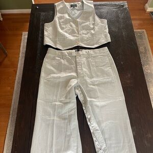 Banana Republic Linen Suit Set